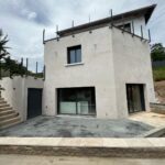 AZ BTP, Gros-oeuvre ; terrassement ; aménagement paysager et VRD sur une maison individuelle dans le Rhône à Limonest