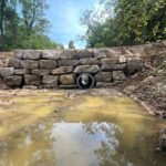 AZ BTP, Terrassement, changement d'une buse en béton d'un diamètre 80cm avec enrochement et création d'un pont dans le Rhône à Marcy l'étoile